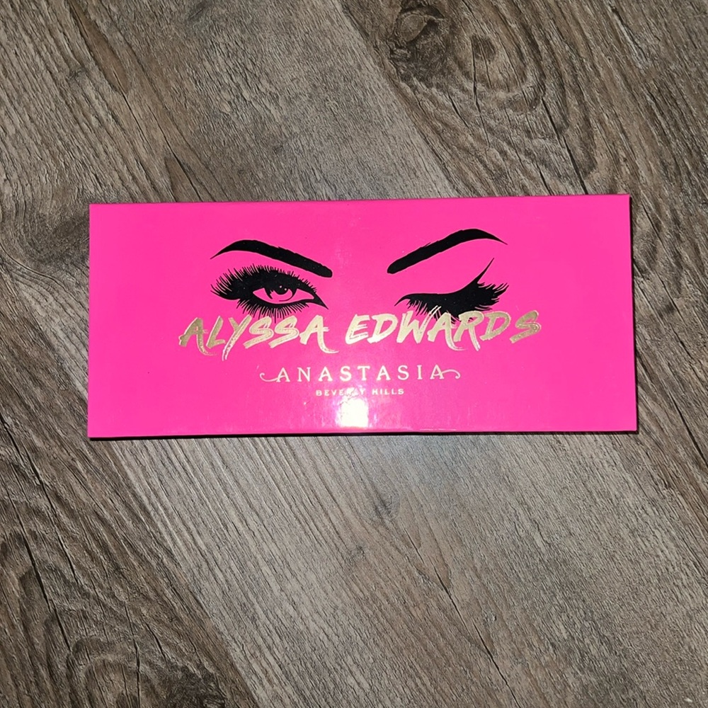 ALYSSA EDWARDS - ANASTASIA BEVERLY HILLS EYESHADOW PALETTE